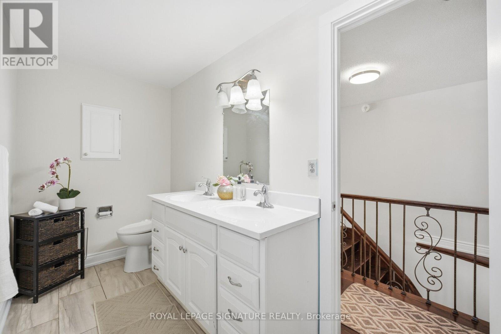 6326 Millers Grove, Mississauga, Ontario  L5N 3H7 - Photo 30 - W12855926