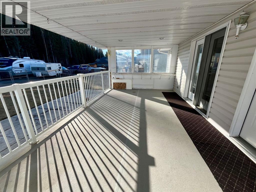 362 Boutin Avenue, Hinton, Alberta  T7V 1A2 - Photo 25 - A2285637