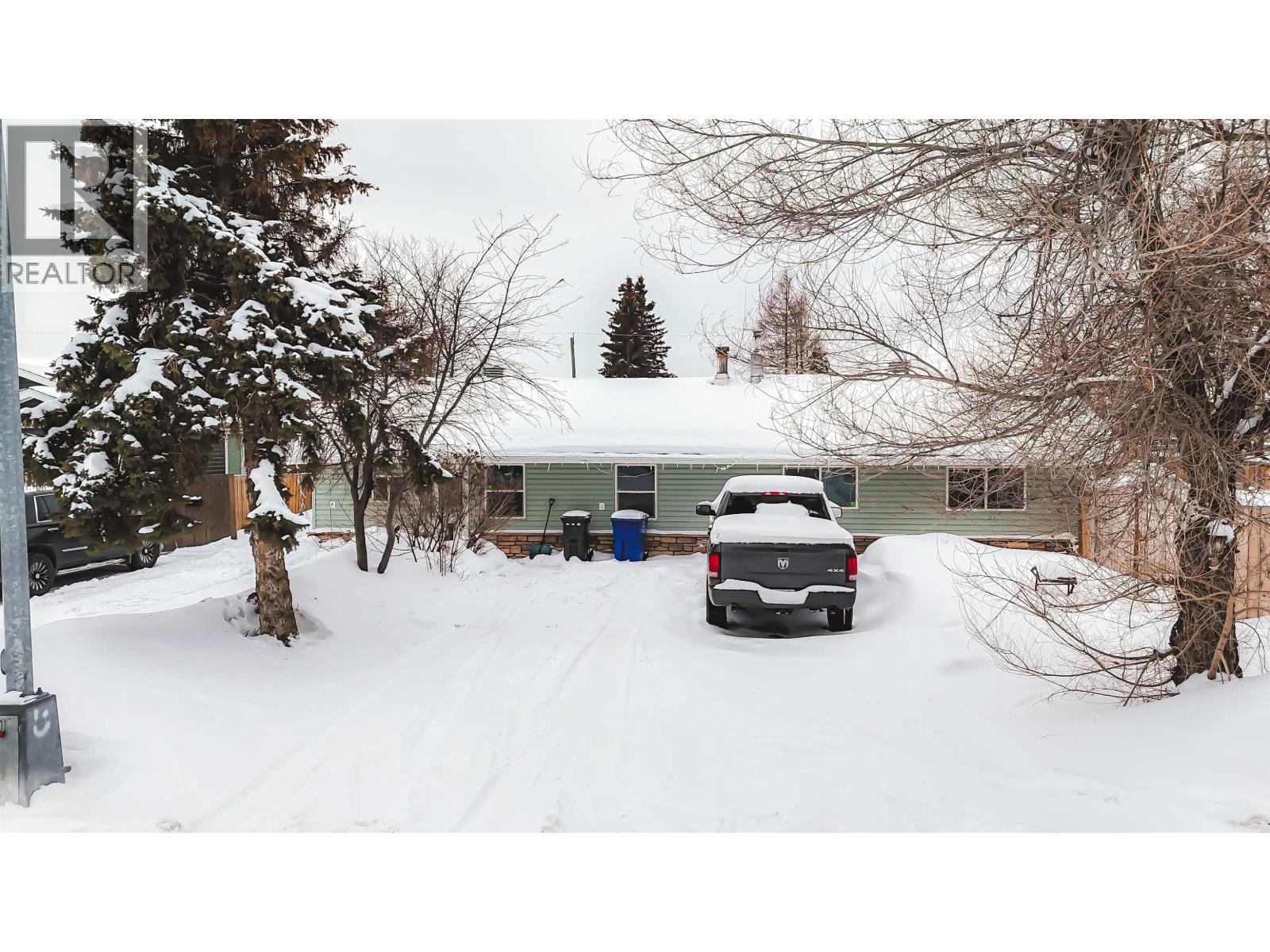 8311 99 Avenue, Fort St. John, British Columbia  V1J 1S8 - Photo 1 - R3096965