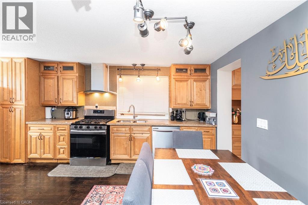 243 Federal Street, Stoney Creek, Ontario  L8E 1P6 - Photo 9 - 40809890