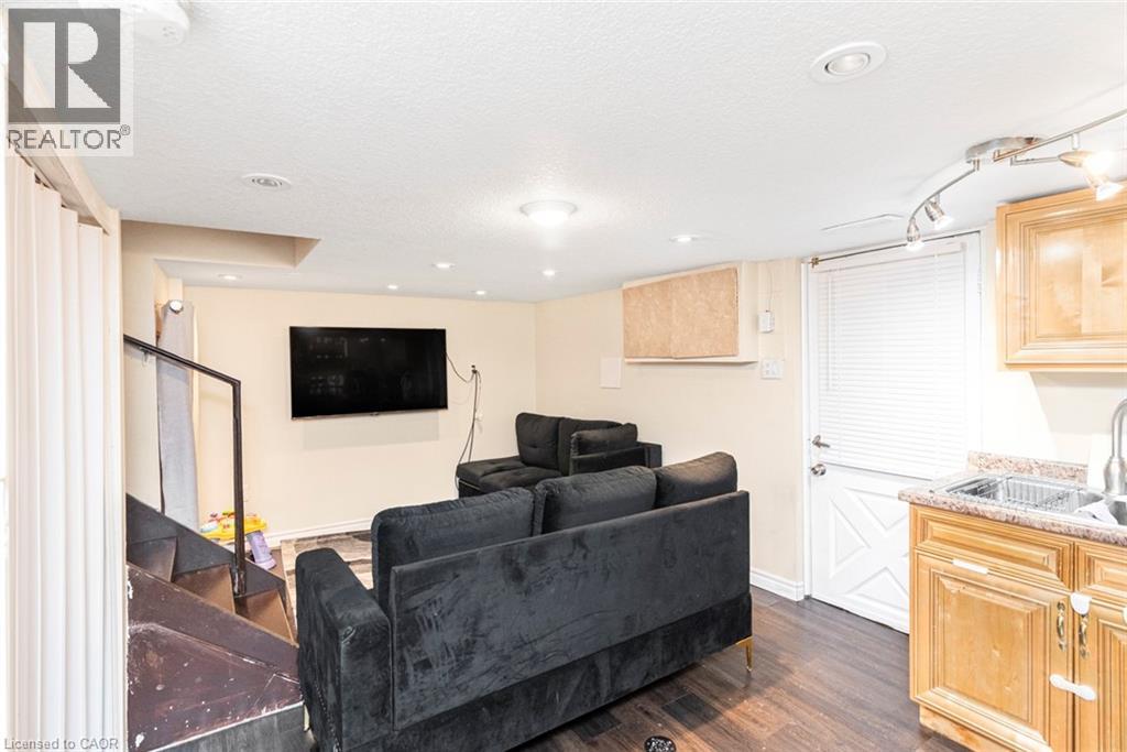 243 Federal Street, Stoney Creek, Ontario  L8E 1P6 - Photo 43 - 40809890