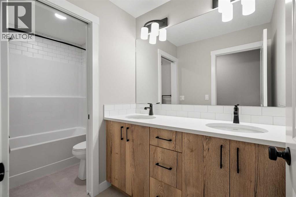 135 Silver Spruce Grove Sw, Calgary, Alberta  t2X 5M1 - Photo 40 - A2287454