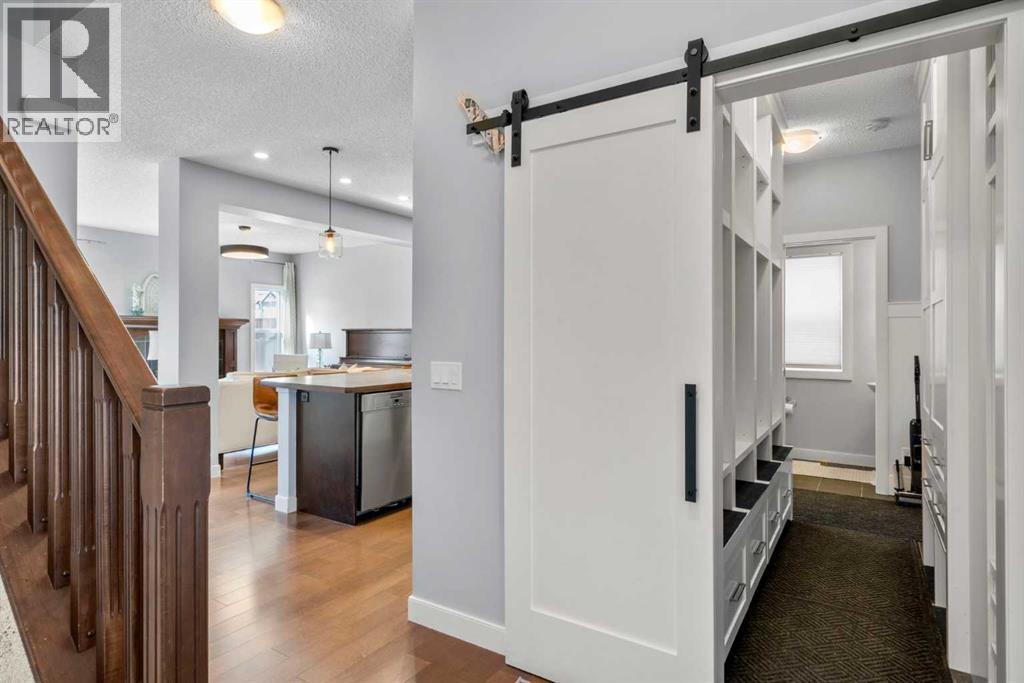 9 Sage Valley Park Nw, Calgary, Alberta  T3R 0C9 - Photo 3 - A2288892