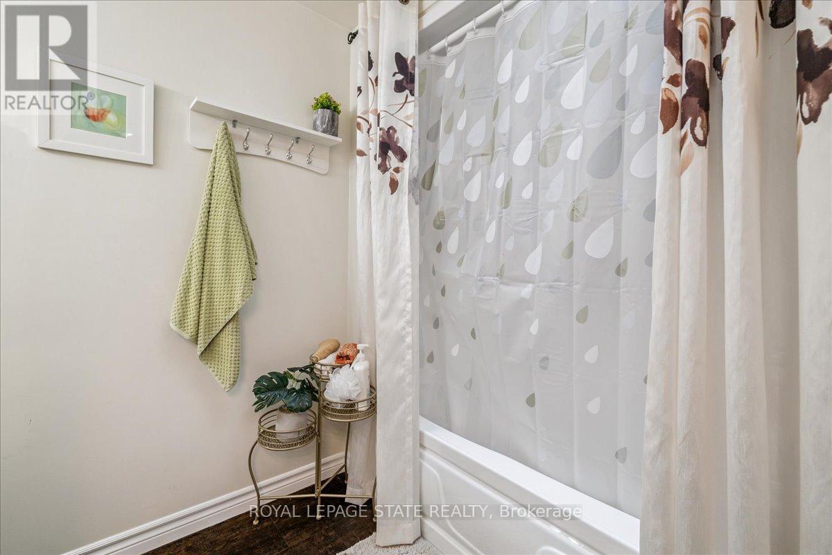 5 - 15 Ellington Avenue, Hamilton (Stoney Creek), Ontario  L8E 4P3 - Photo 34 - X12855908