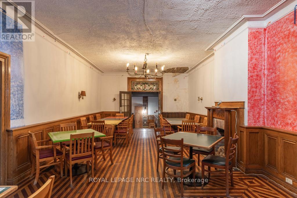 22 Academy Street, St. Catharines (Downtown), Ontario  L2R 4Z6 - Photo 19 - X12855940