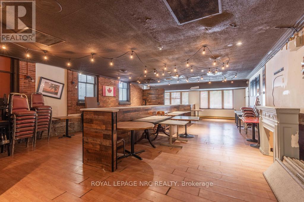 22 Academy Street, St. Catharines (Downtown), Ontario  L2R 4Z6 - Photo 26 - X12855940