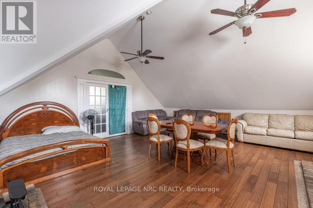 22 Academy Street, St. Catharines (Downtown), Ontario  L2R 4Z6 - Photo 48 - X12855940