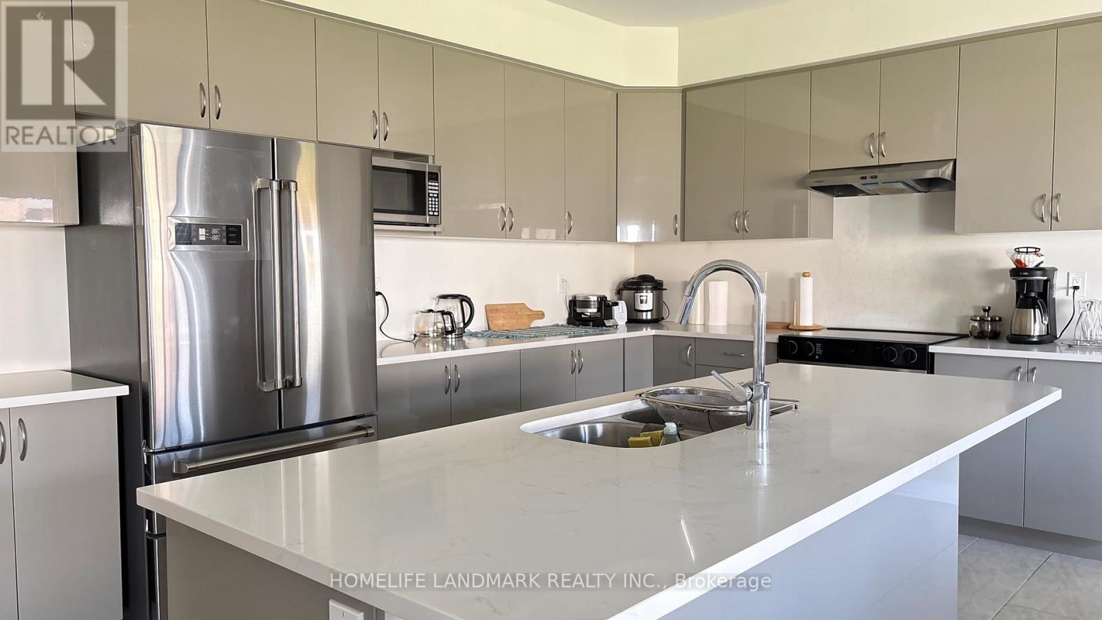 3162 Searidge St, Severn, Ontario  L3V 0Y4 - Photo 4 - S12855446