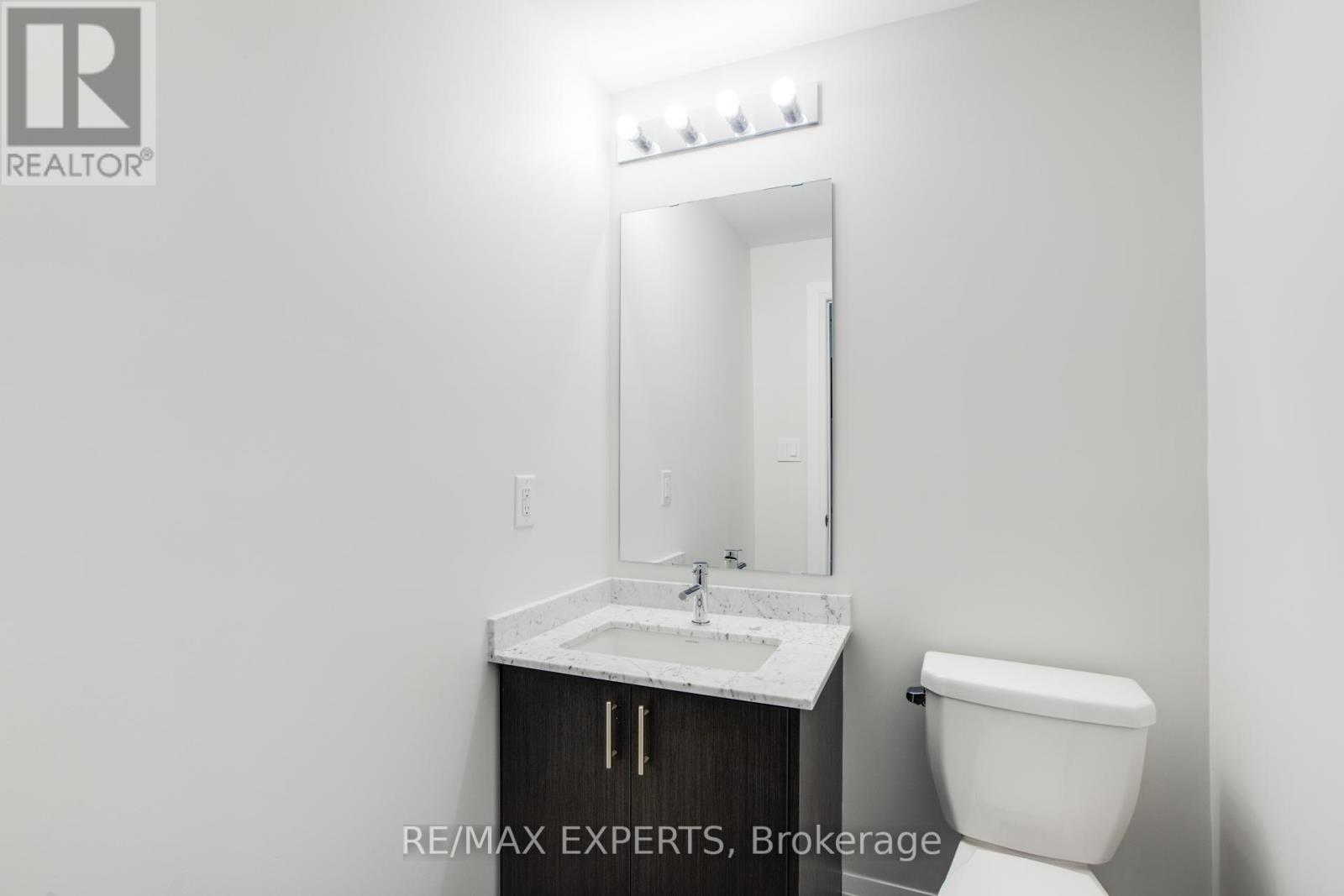 57 Creekbank Road, Toronto, Ontario  M6L 0A3 - Photo 8 - W12855990