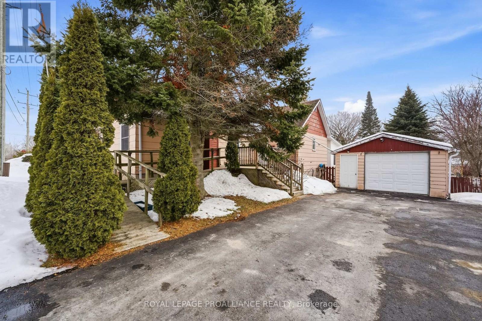 5 Lyons Street, Brighton, Ontario  K0K 1H0 - Photo 2 - X12856022