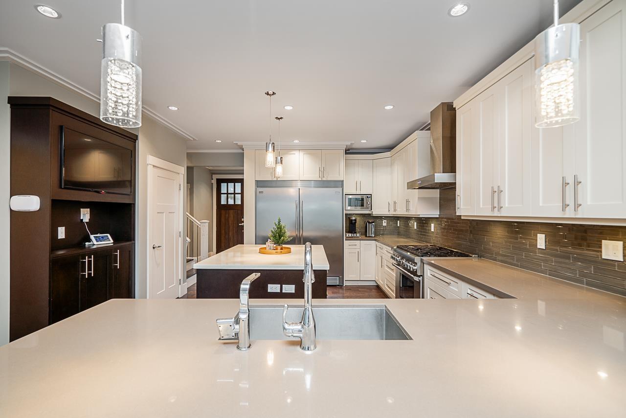 2760 162a Street, Surrey, British Columbia  V3Z 0E4 - Photo 6 - R3088993