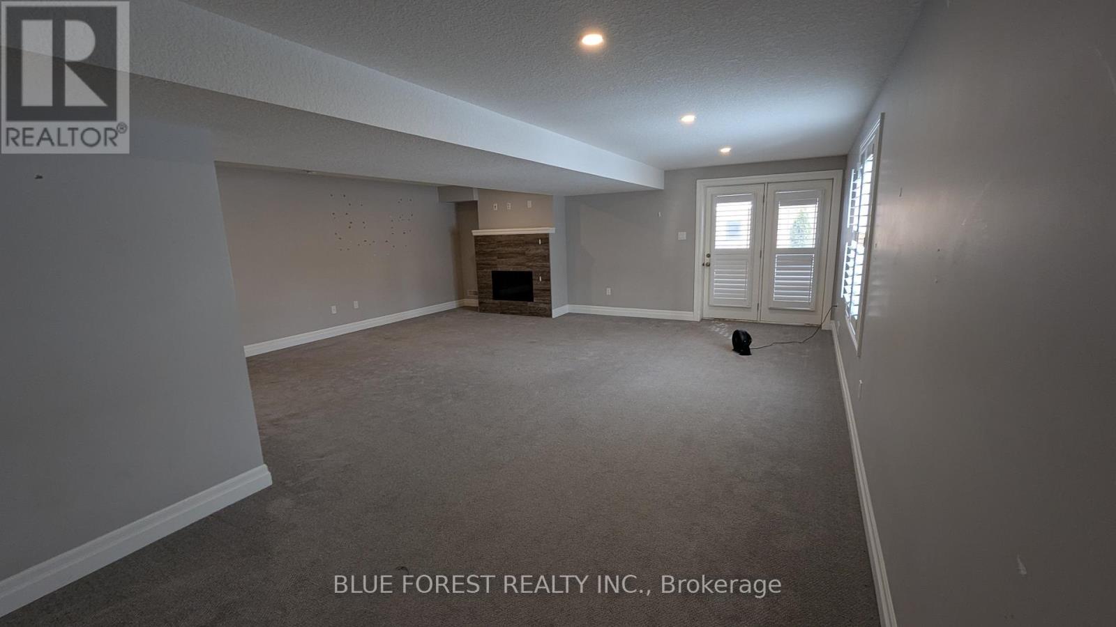 11 - 273 Riddell Street, Woodstock, Ontario  N4S 0C8 - Photo 6 - X12856068