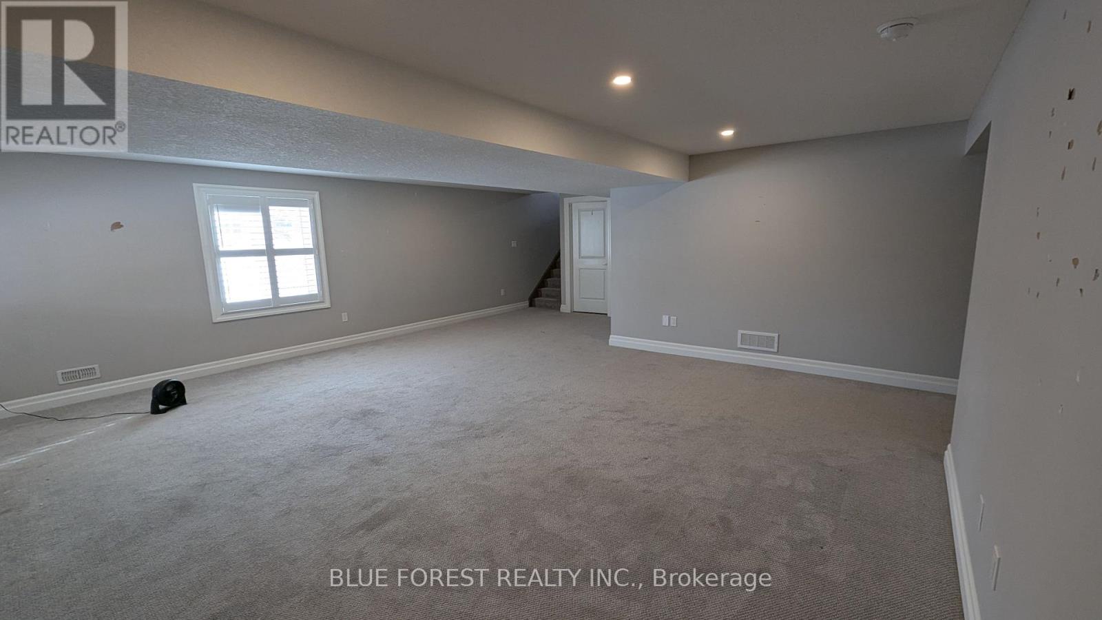 11 - 273 Riddell Street, Woodstock, Ontario  N4S 0C8 - Photo 7 - X12856068