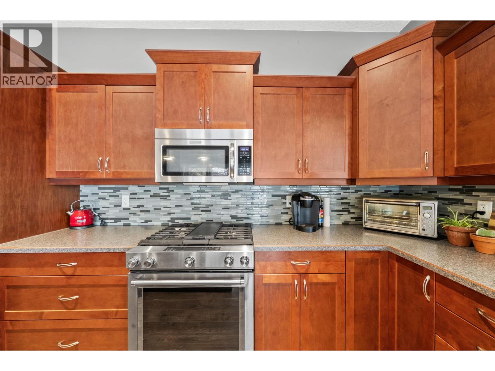 3751 65 Avenue Nw, Salmon Arm, British Columbia  V1E 3A5 - Photo 14 - 10370382