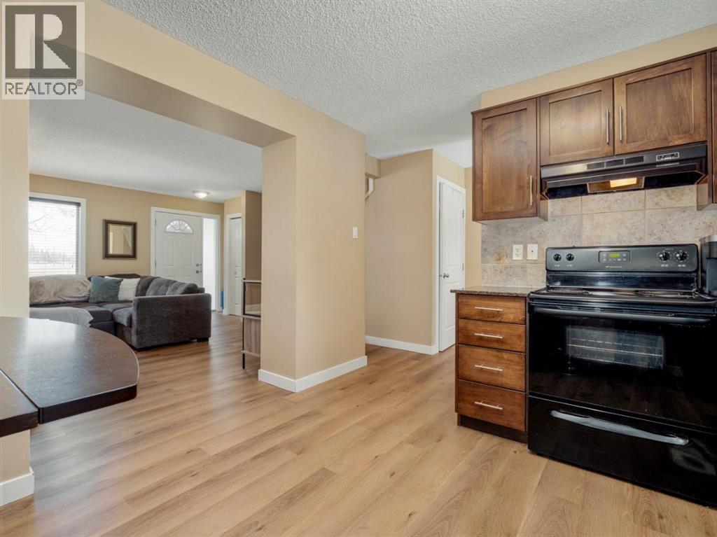 6, 275 Columbia Boulevard W, Lethbridge, Alberta  T1K 4B8 - Photo 14 - A2289931