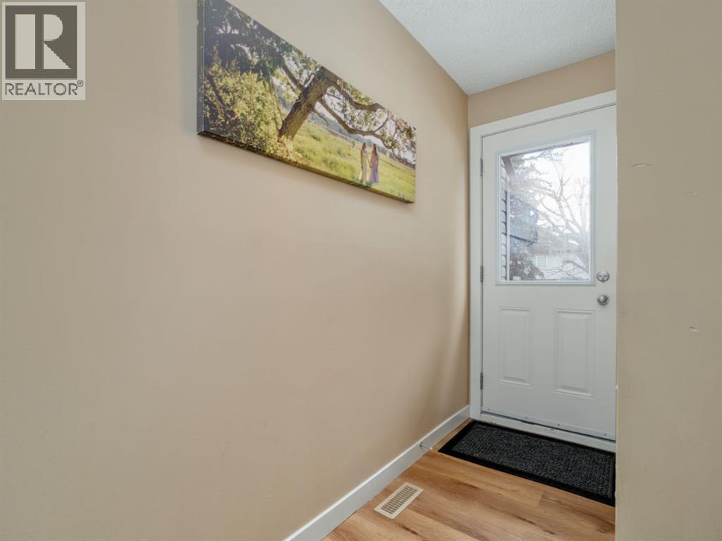 6, 275 Columbia Boulevard W, Lethbridge, Alberta  T1K 4B8 - Photo 25 - A2289931