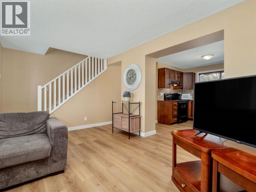 6, 275 Columbia Boulevard W, Lethbridge, Alberta  T1K 4B8 - Photo 10 - A2289931