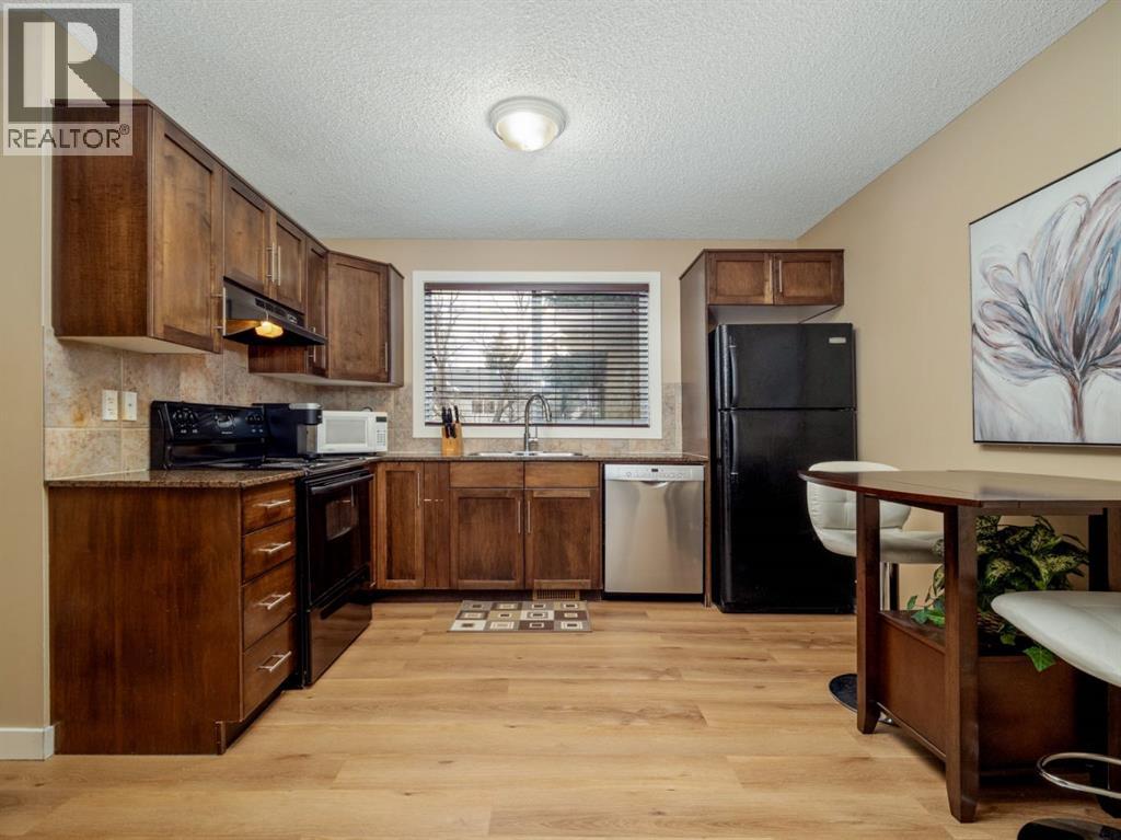 6, 275 Columbia Boulevard W, Lethbridge, Alberta  T1K 4B8 - Photo 11 - A2289931