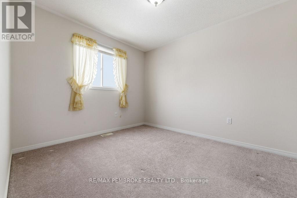 614 Weston Street, Pembroke, Ontario  K8A 3Y7 - Photo 18 - X12856040