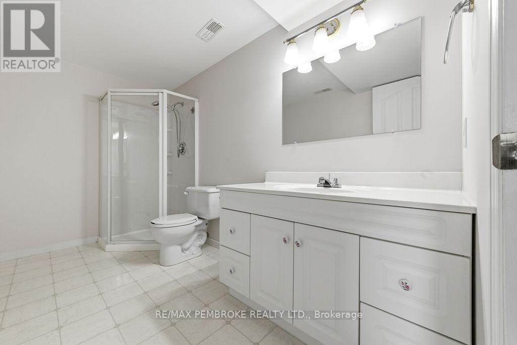 614 Weston Street, Pembroke, Ontario  K8A 3Y7 - Photo 23 - X12856040