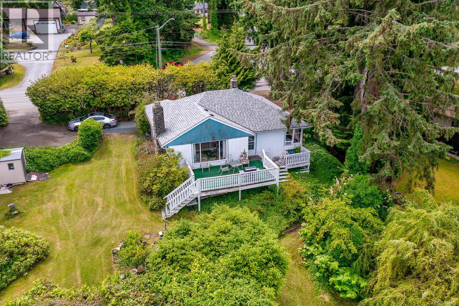 3508 Island Hwy S, Courtenay, British Columbia