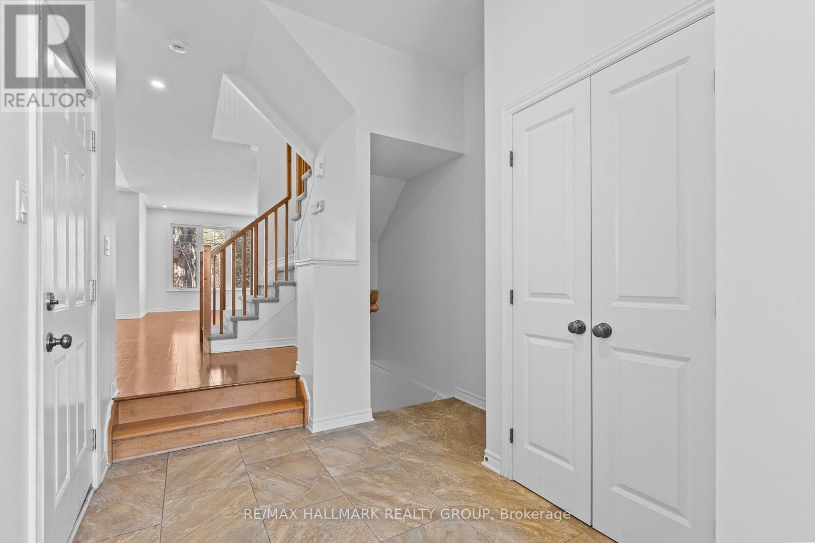 117 Abetti Ridge, Ottawa, Ontario  K2J 0Y6 - Photo 7 - X12856024