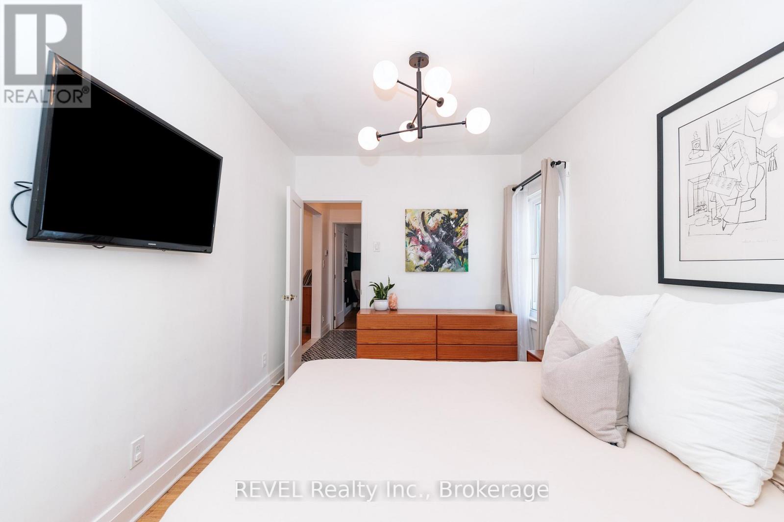 165 Main Street, St. Catharines, Ontario  L2N 4V6 - Photo 15 - X12856038