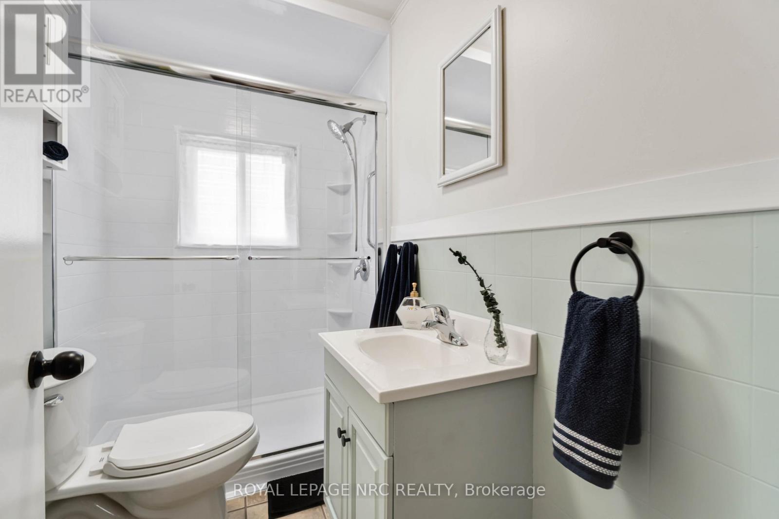 4049 Victoria Road, Fort Erie (Crystal Beach), Ontario  L0S 1B0 - Photo 31 - X12856100