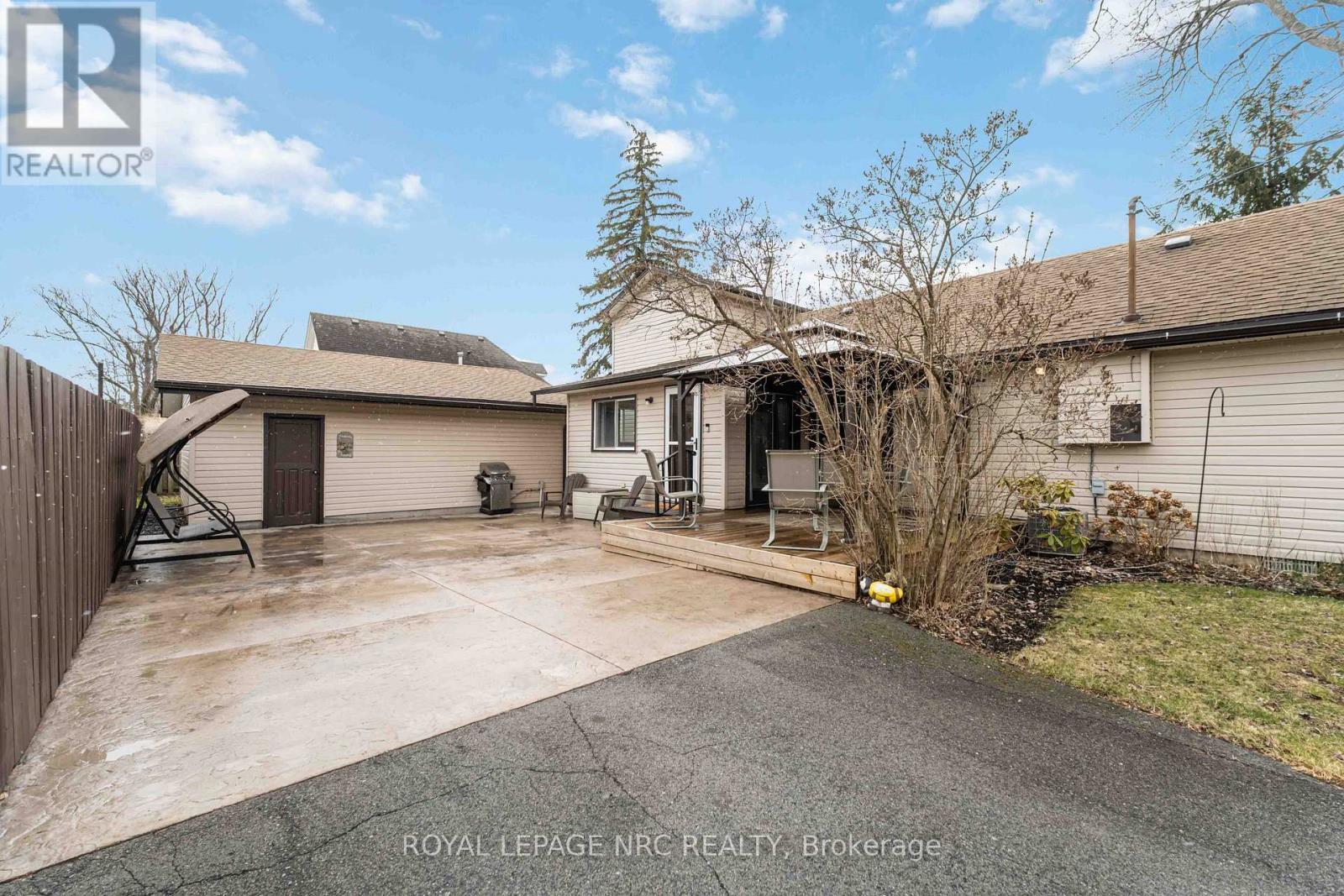 4049 Victoria Road, Fort Erie (Crystal Beach), Ontario  L0S 1B0 - Photo 38 - X12856100