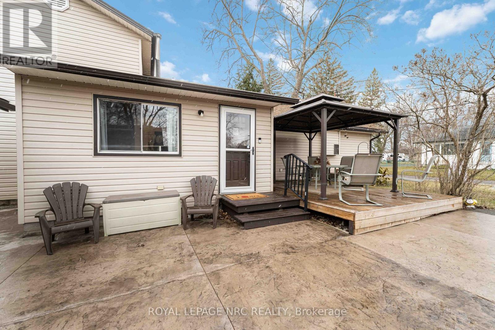 4049 Victoria Road, Fort Erie (Crystal Beach), Ontario  L0S 1B0 - Photo 42 - X12856100