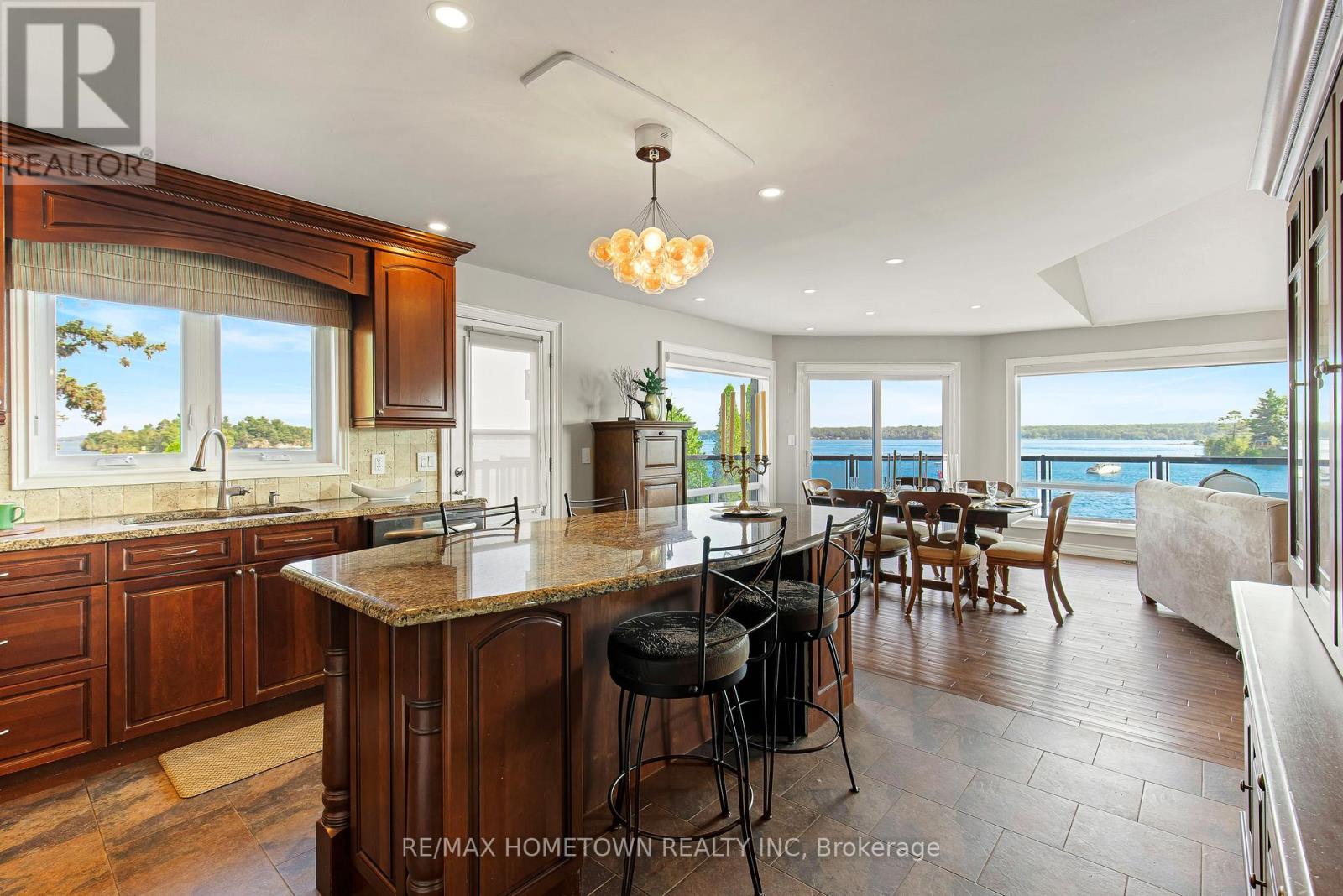 9 Bayview Road, Brockville, Ontario  K6V 5S2 - Photo 24 - X12856124