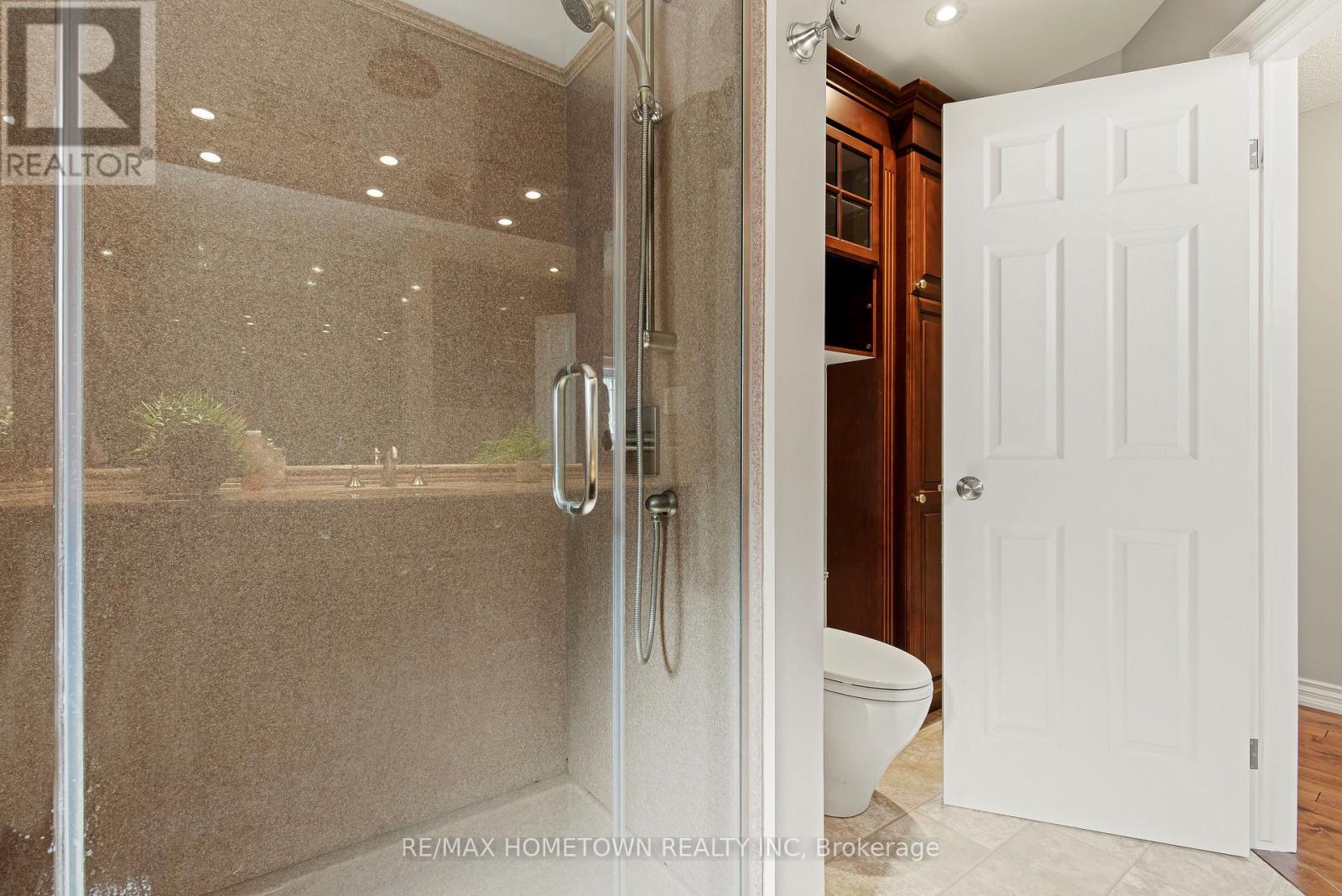 9 Bayview Road, Brockville, Ontario  K6V 5S2 - Photo 32 - X12856124