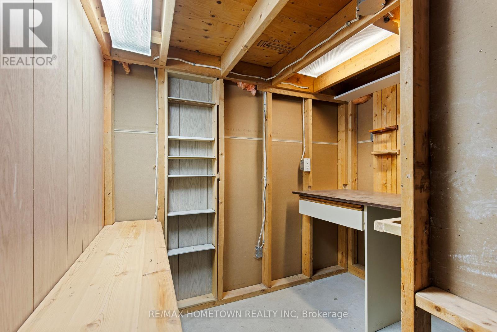 9 Bayview Road, Brockville, Ontario  K6V 5S2 - Photo 37 - X12856124