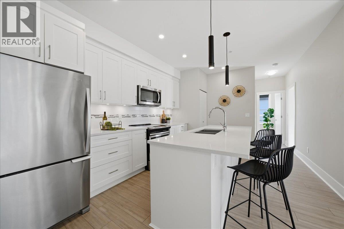 22335 Mcintosh Avenue, Maple Ridge, British Columbia  V2X 3C2 - Photo 3 - R3097028