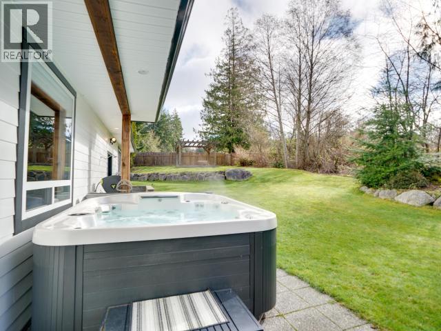 7160 Kemano Street, Powell River, British Columbia  V8A 1L9 - Photo 46 - 19676