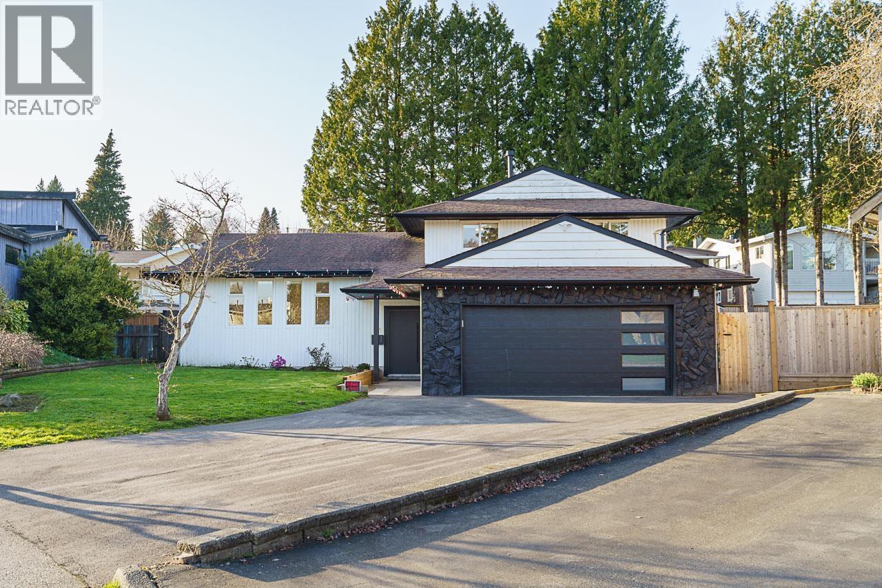 615 Allison Place, New Westminster, British Columbia  V3L 5C1 - Photo 2 - R3097027