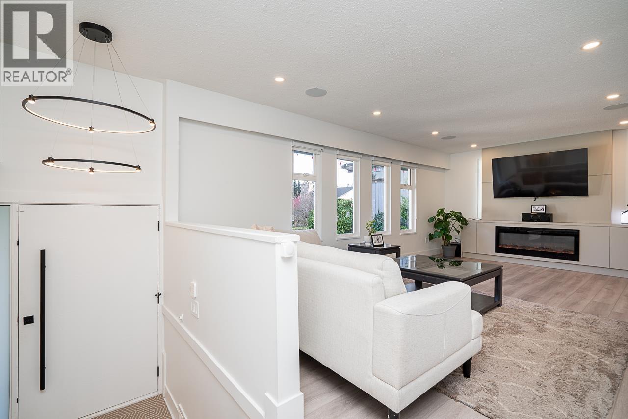 615 Allison Place, New Westminster, British Columbia  V3L 5C1 - Photo 5 - R3097027