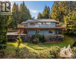 5808 SKOOKUMCHUK ROAD, Sechelt, British Columbia