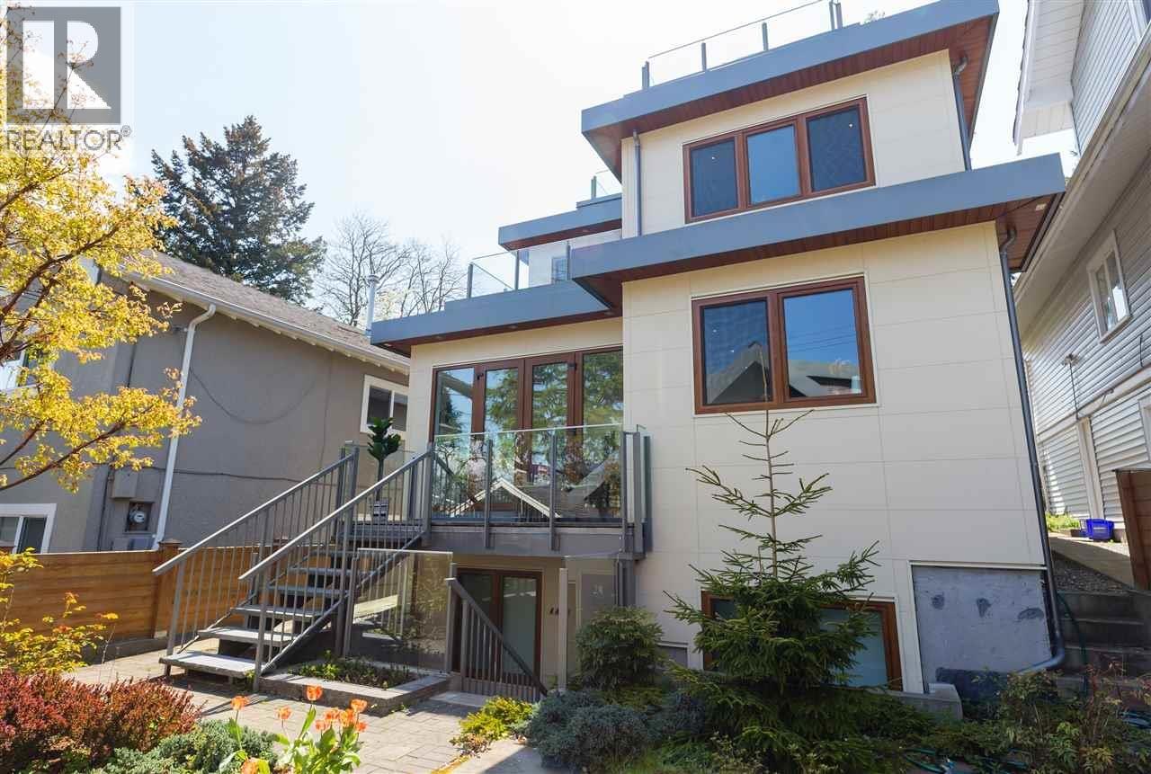 4467 W 7th Ave Vancouver, Vancouver, British Columbia  V6R 1X1 - Photo 1 - R3097064