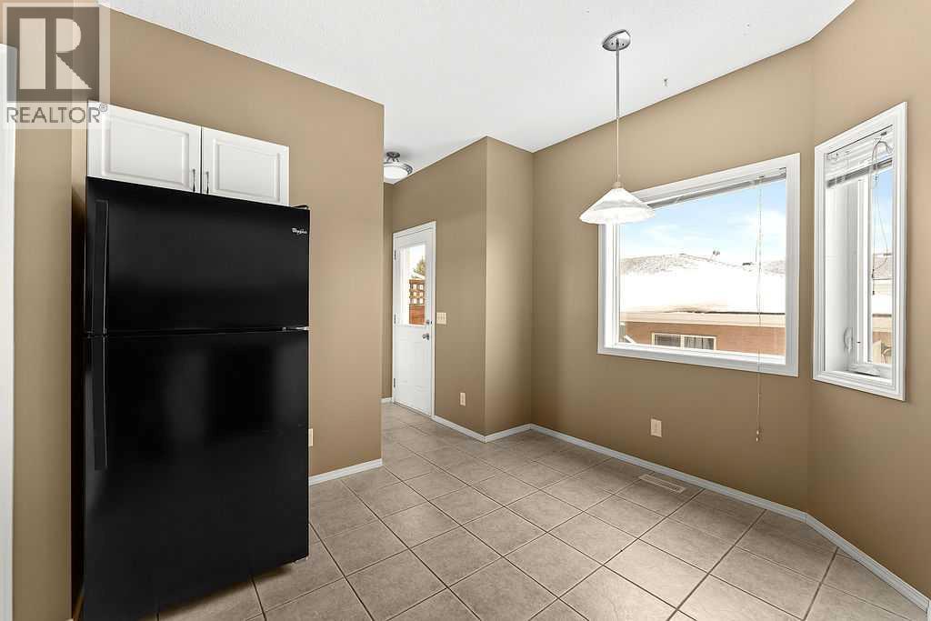 215 Strathcona Circle, Strathmore, Alberta  T1P 0B1 - Photo 12 - A2282289