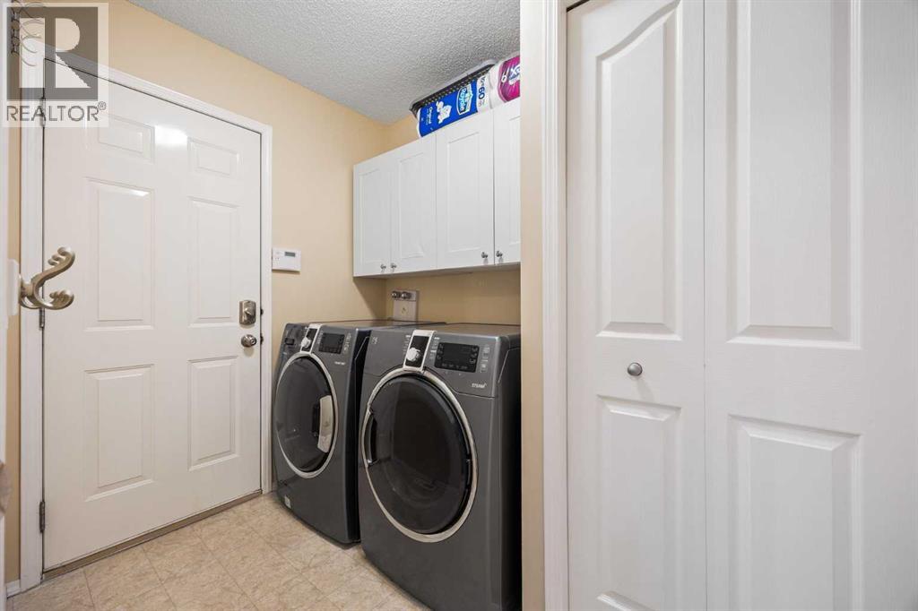 83 Cougarstone Way Sw, Calgary, Alberta  T3H 4Z6 - Photo 21 - A2289157