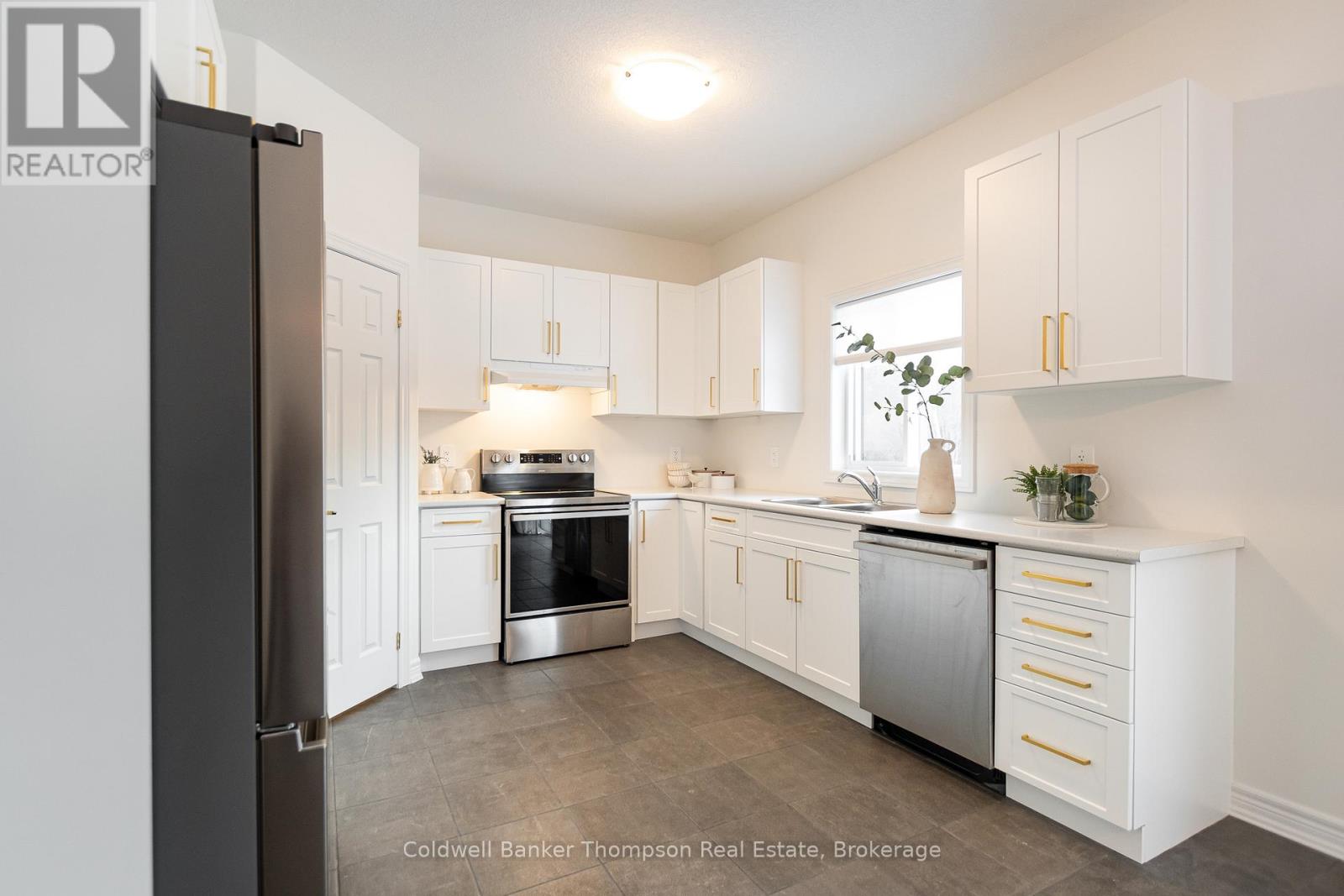 14 Eaglecrest Avenue, Huntsville, Ontario  P1H 0G5 - Photo 11 - X12856018