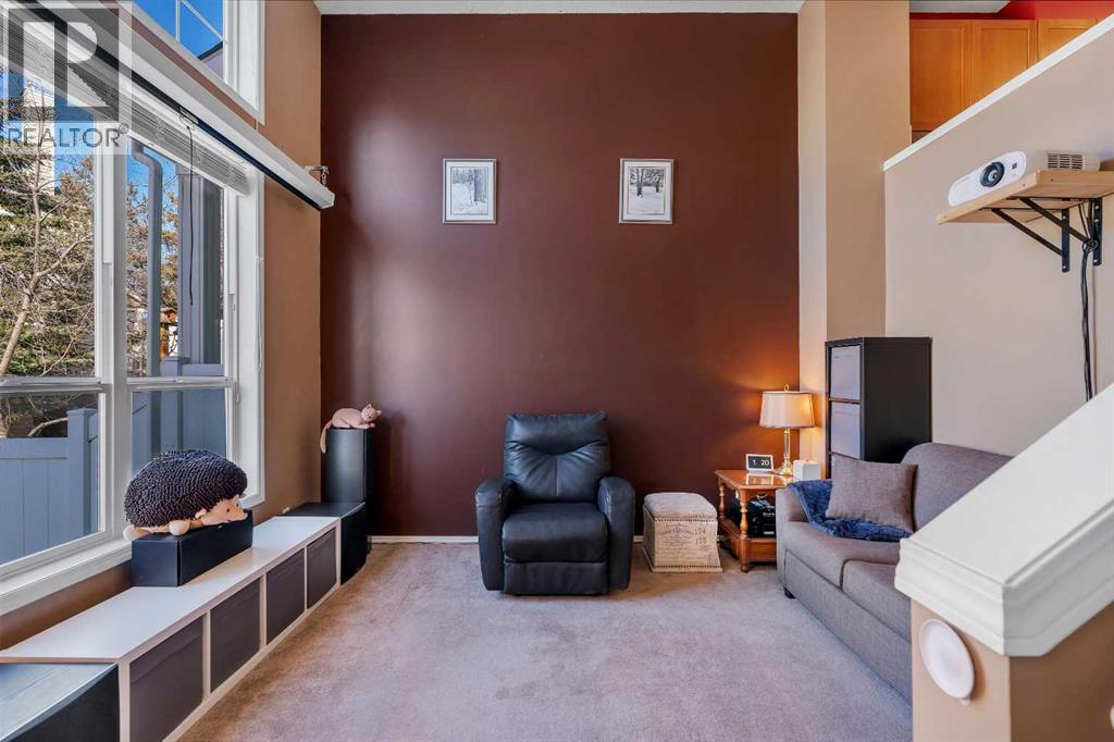 320 Elgin Gardens Se, Calgary, Alberta  T2Z 4T5 - Photo 5 - A2290036