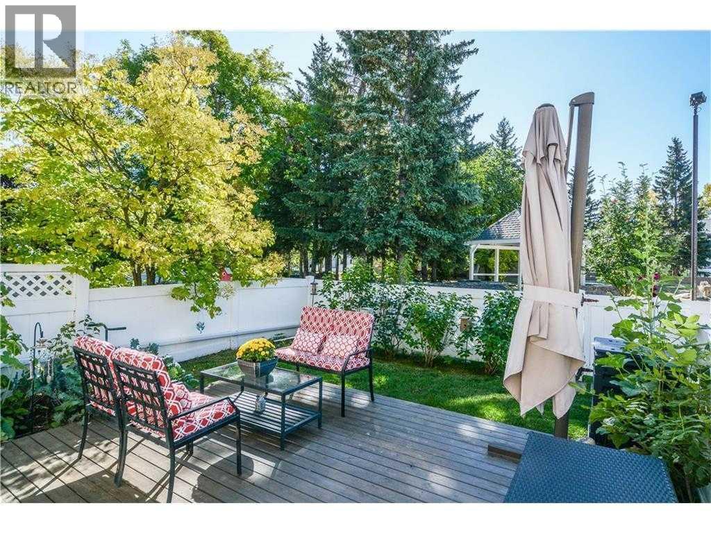 324 Brae Glen Road Sw, Calgary, Alberta  T2W 1B6 - Photo 32 - A2290619