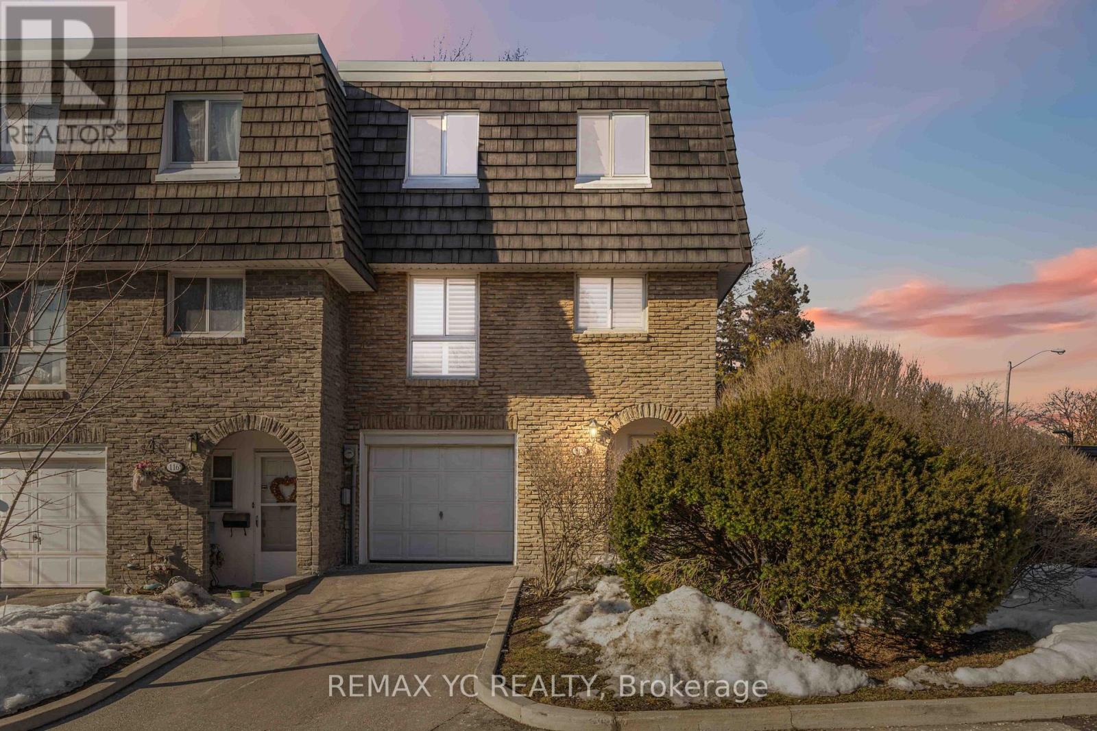 118 Tangle Briarway, Toronto, Ontario  M2J 2M4 - Photo 2 - C12856012