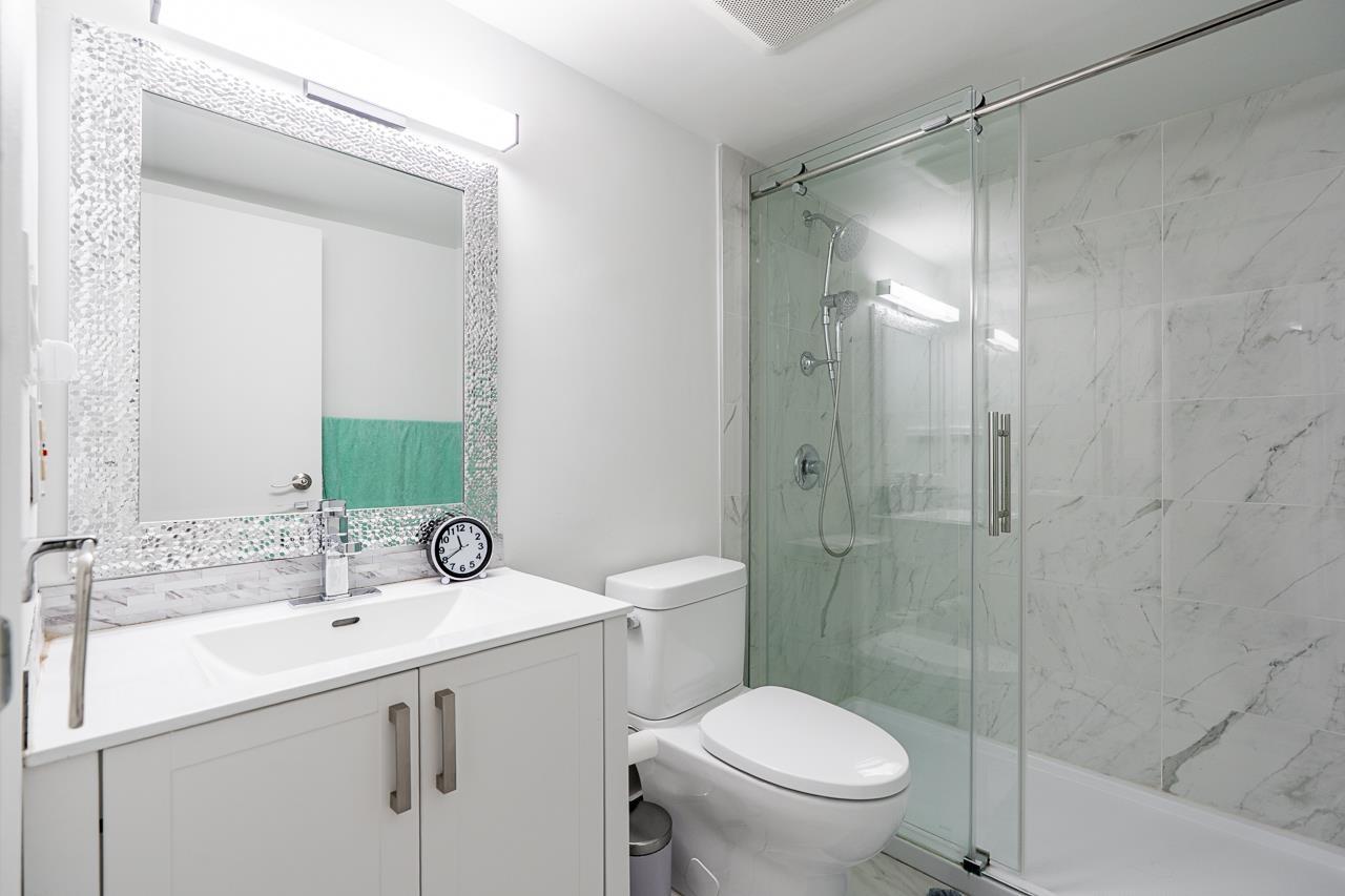 203 10680 151a Street, Surrey, British Columbia  V3R 8T4 - Photo 8 - R3097061