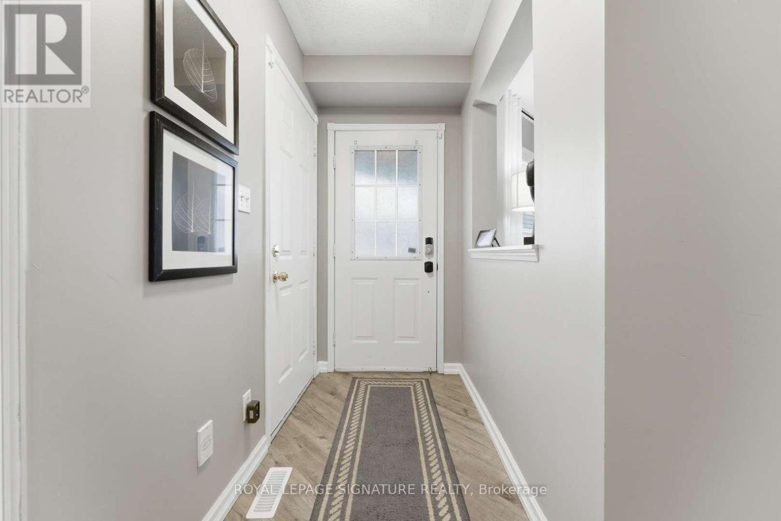 52 Seaboard Gate, Whitby, Ontario  L1N 9P2 - Photo 3 - E12856032