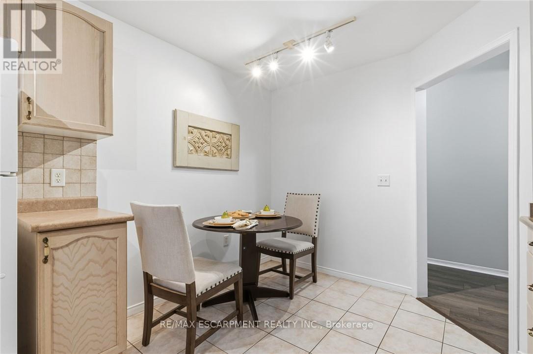 208 - 2085 Amherst Heights Drive, Burlington (Brant Hills), Ontario  L7P 5C2 - Photo 12 - W12706320