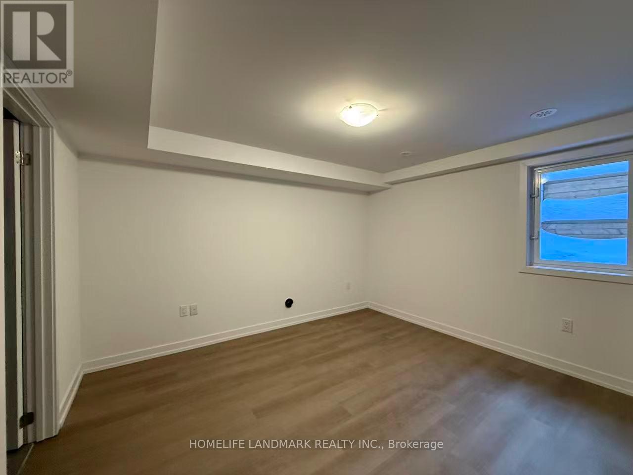 53 Jefferson Side Road, Richmond Hill, Ontario  L4E 1M1 - Photo 10 - N12856108