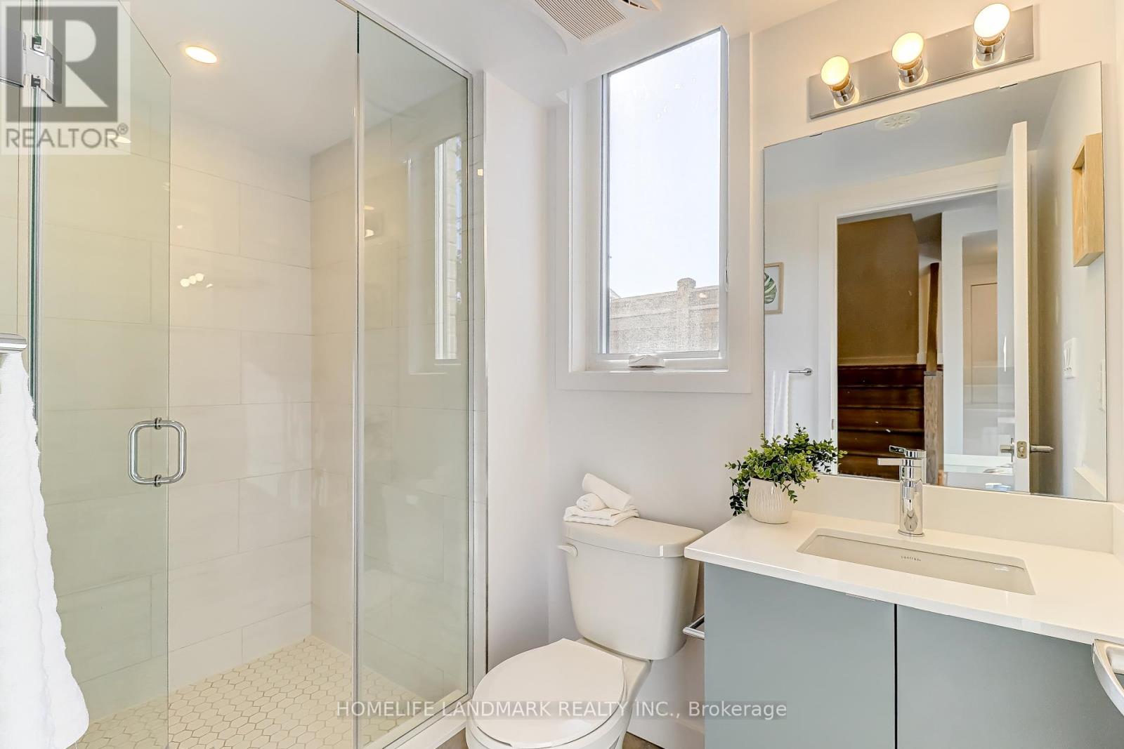 77 Jefferson Side Road, Richmond Hill, Ontario  L4E 1M1 - Photo 22 - N12856126